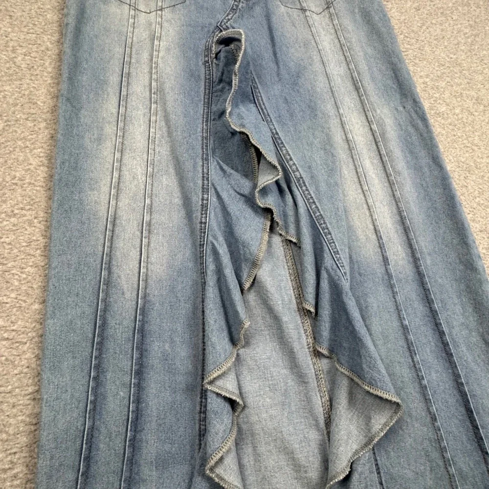 Edikted Denim Maxi Skirt Light Wash Ruffle Front Slit Y2K Blue Women Size M NEW